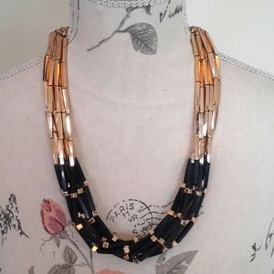 ^ Avon Layers Of Fun Statement Necklace